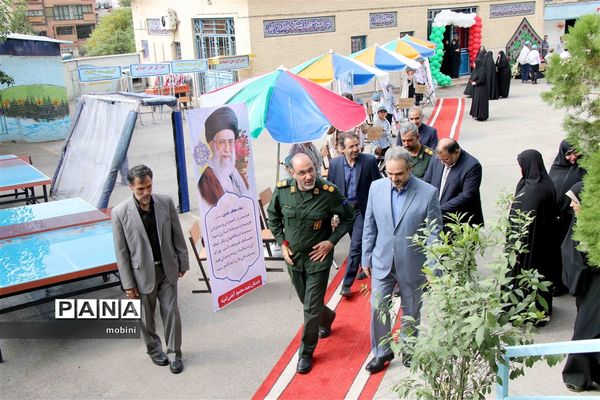 آیین نامگذاری و افتتاحیه  دبستان شهید محمود آهنی