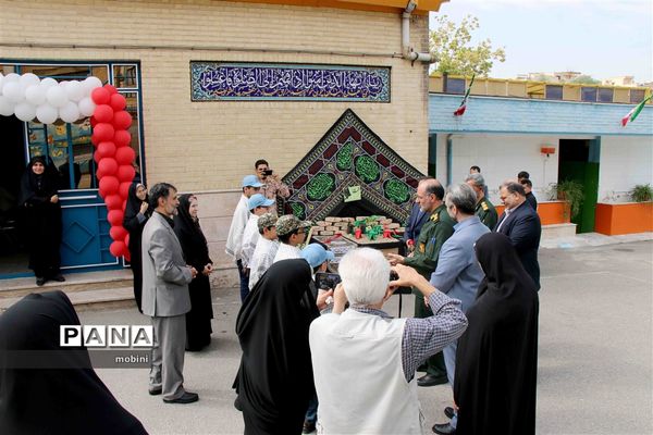 آیین نامگذاری و افتتاحیه  دبستان شهید محمود آهنی