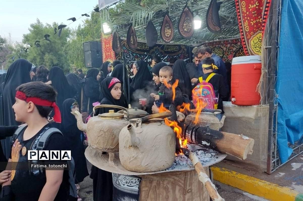 برپایی مراسم پیاده روی اربعین به‌مناسبت شهادت حضرت رقیه(س)