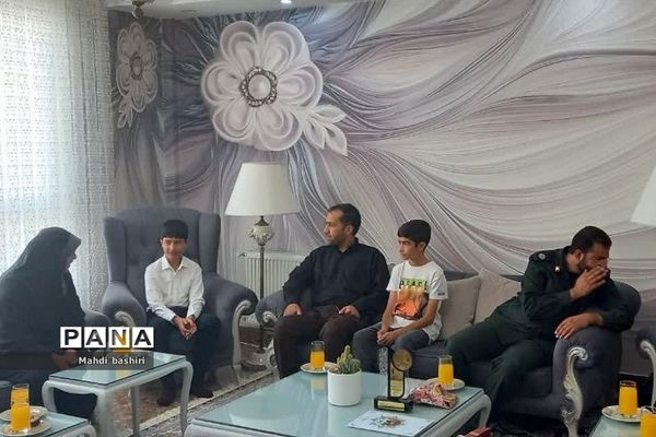 تجلیل از دانش‌آموز رودهنی مدال‌آور رباتیک جهانی پِکن