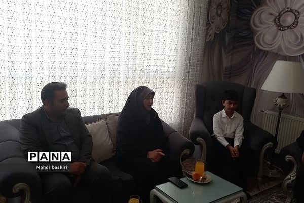 تجلیل از دانش‌آموز رودهنی مدال‌آور رباتیک جهانی پِکن