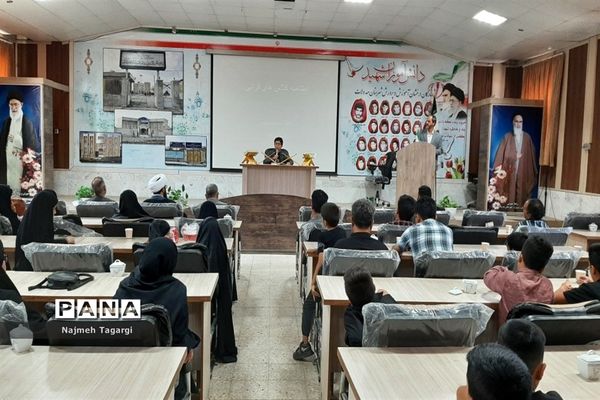 محفل قرآنی و اختتامیه کلاس‌های قرآن در شهرستان مه ولات