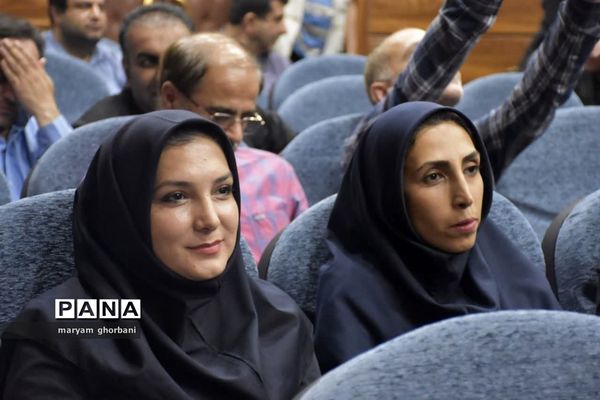 نشست خبری استاندار مازندران به مناسبت هفته دولت