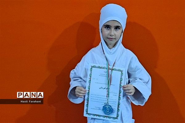 برگزاری اولین دوره مسابقات انتخابیه جودوی بانوان در شهرستان‌قرچک