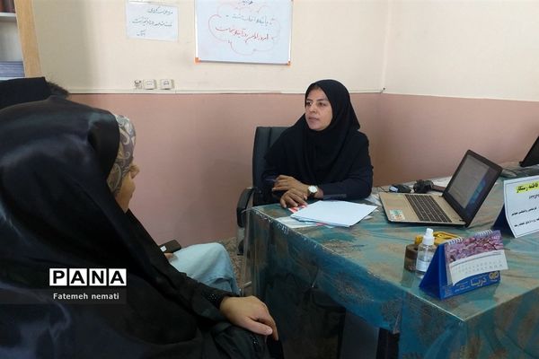 فعالیت مرکز مشاوره انتخاب رشته کنکور ویژه دانش‌آموزان در ملارد