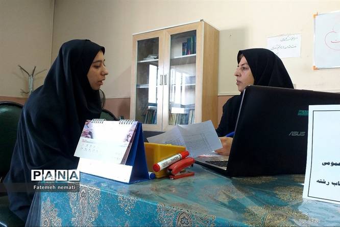 فعالیت مرکز مشاوره انتخاب رشته کنکور ویژه دانشآموزان در ملارد