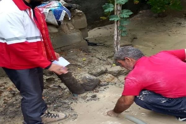 وقوع سیل در روستاهای توابع مانه وسملقان درپی بارش باران