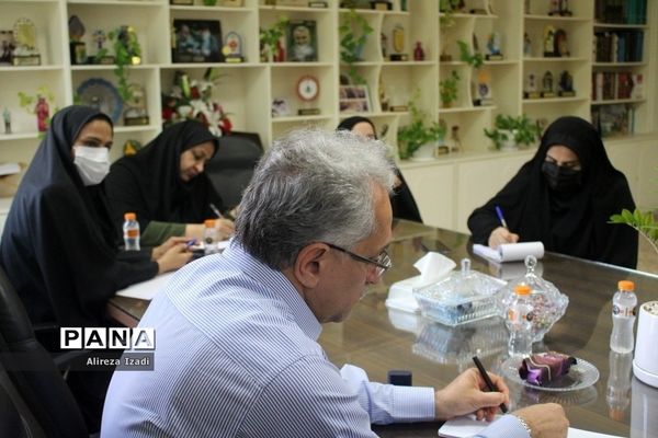 جلسه شورای اداری معاونت پرورشی و فرهنگی  آموزش و پرورش استان بوشهر