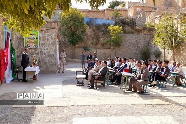 کلنگ‌زنی ساخت فضای آموزشی جدید در روستای  احمد‌آباد شهرستان کلات