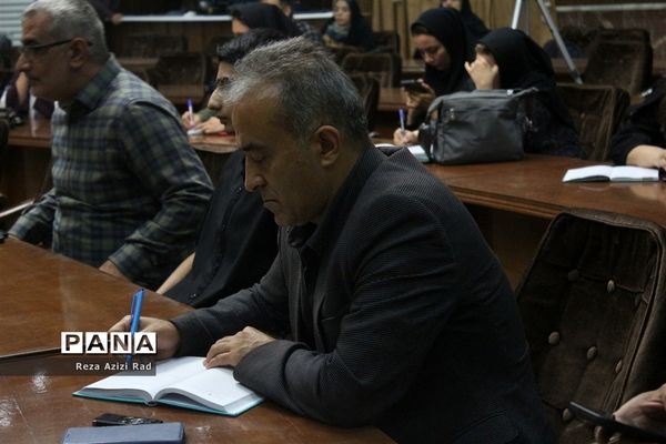 نشست خبری مدیر عامل شرکت توزیع برق آذربایجان شرقی