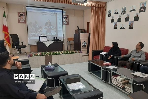 برگزاری وبینار آموزشی کارگروه پروژه مهر ۱۴۰۲ در آموزش و پرورش رودهن