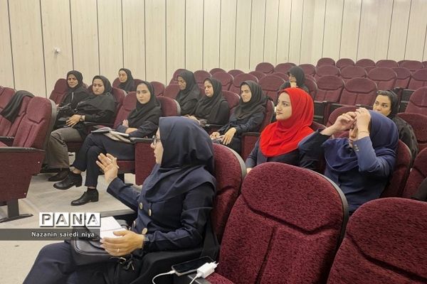برگزاری کارگاه هنرهای نمایشی در کانون فرهنگی و تربیتی شهید حاج قاسم سلیمانی رودهن