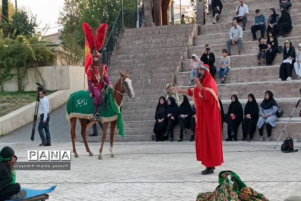 آیین تعزیه‌خوانی به مناسبت اربعین در ساری