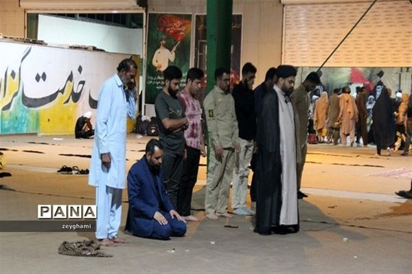 راه اندازی موکب شهدای فاطمیون در ورودی شهر ماهان - کرمان