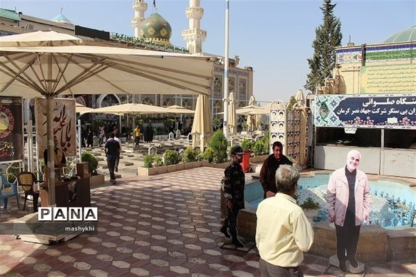 زائران اربعین حسینی در گلزارشهدای بین المللی کرمان