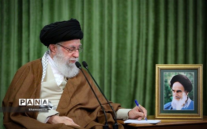 رهبر انقلاب درگذشت صبیّه حجت الاسلام دژکام را تسلیت گفتند