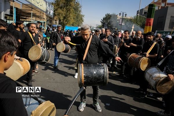 پیاده‌روی جاماندگان اربعین حسینی در تهران