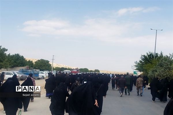 پیاده‌روی دلدادگان حسینی شهرستان اقلید