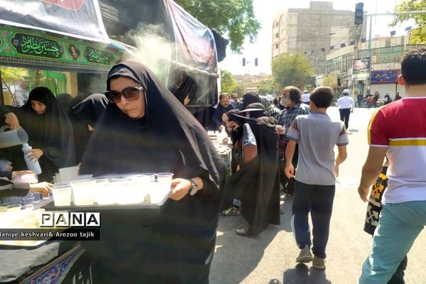 حضور پرشور عشاق الحسین ع در راهپیمایی جاماندگان اربعین
