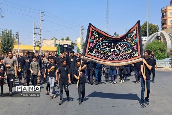 مراسم پیاده‌روی و عزاداری جاماندگان اربعین حسینی در شهرستان پیشوا