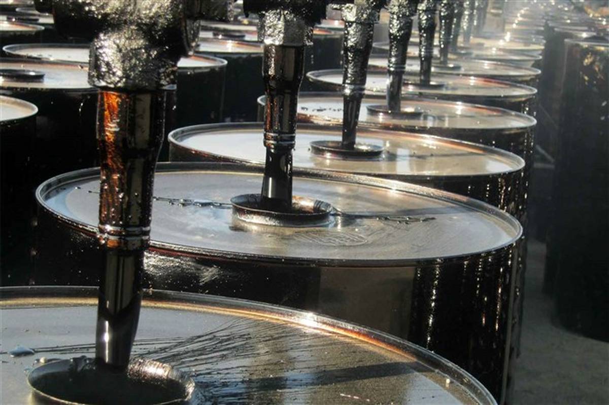 امضای تفاهم‌نامه گوگردزدایی از نفت کوره شرکت پالایش نفت شیراز