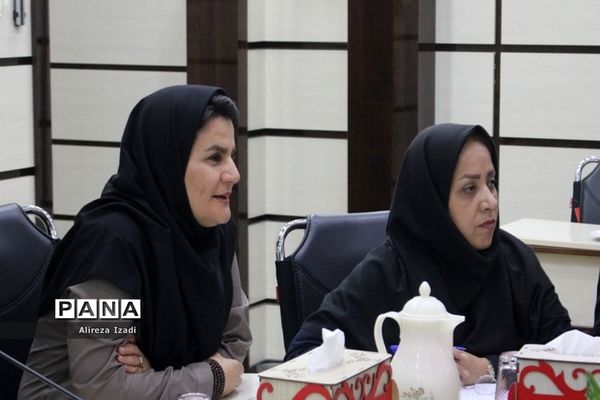 نشست شورای موسسان کودکستان‌های آموزش و پرورش استان بوشهر