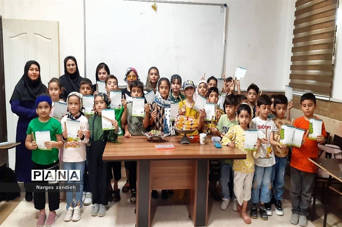 برگزاری کلاس‌های اوقات فراغت در خانه فرهنگ شهید صدوقی ملارد