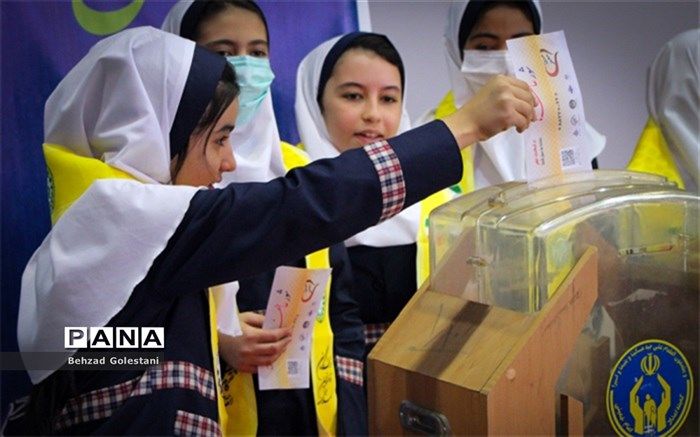 جشن عاطفه‌ها در ۳۰۰ پایگاه مرکز نیکوکاری آذربایجان غربی برگزار می‌شود