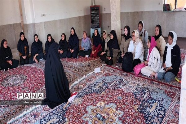 برگزاری اردوی یک‌روزه دانش‌آموزان دختر در اردوگاه نور شهرستان فیروزکوه