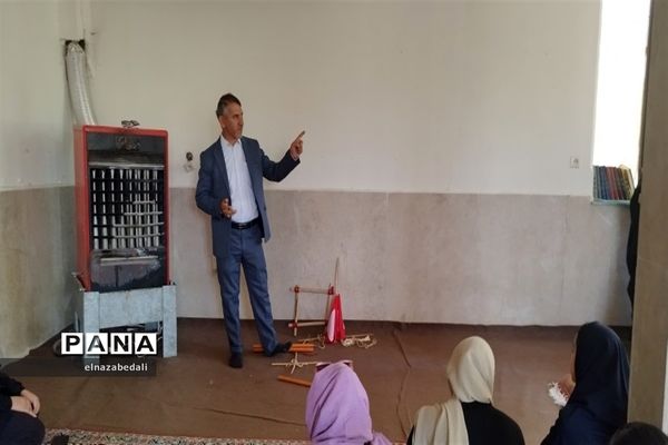 برگزاری اردوی یک‌روزه دانش‌آموزان دختر در اردوگاه نور شهرستان فیروزکوه