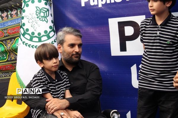 بازدید مدیرکل آموزش و پرورش شهرستان‌های تهران از موکب سازمان دانش‌آموزی عشاق الحسین(ع)