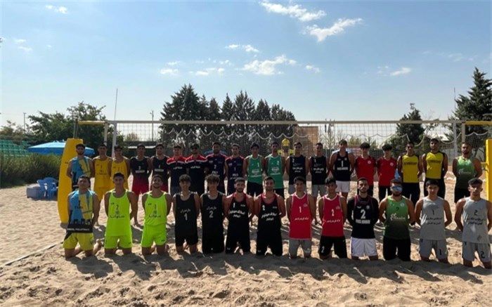 آغاز رقابت‌ زیر 19 ساله‌ها در مسابقات والیبال ساحلی قهرمانی کشور