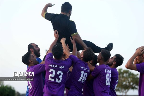 جشن قهرمانی تیم فوتبال بزرگسالان فجر قزوین