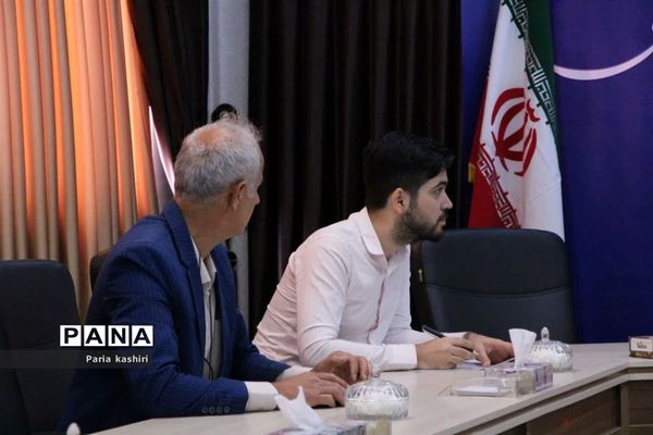 نشست خبری مدیر آموزش و پرورش ناحیه یک ساری با اصحاب رسانه