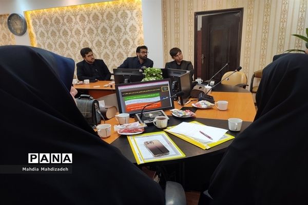 جلسه نشست و کارگاه آموزشی مشاوران جوان استانی، تمام نواحی آموزش و پرورش مشهد