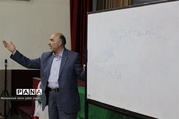 بازدید نماینده معاونت پرورشی و فرهنگی وزارت آموزش و پرورش از رویداد «فصل صعود»