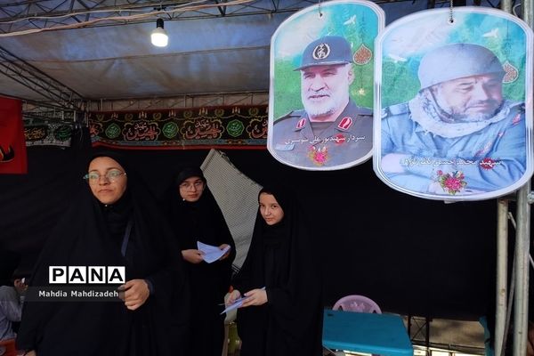 برپایی موکب خدمت‌رسانی شورای هماهنگی مدارس و مراکز غیردولتی مشهد الرضا در دهه آخر صفر