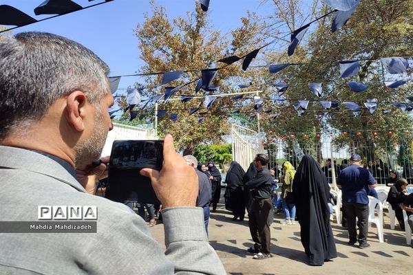 برپایی موکب خدمت‌رسانی شورای هماهنگی مدارس و مراکز غیردولتی مشهد الرضا در دهه آخر صفر