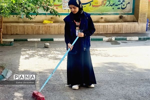 اسکان زائران در مدارس مشهد مقدس