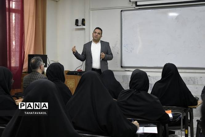 برگزاری کارگاههای آموزشی دوره کشوری تربیت مدرسان نماد
