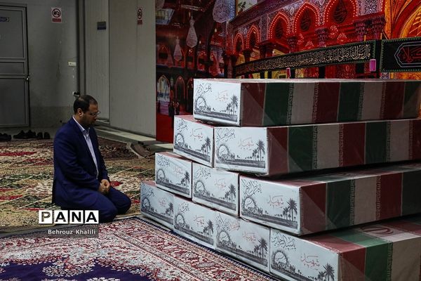 آیین رونمایی از کتاب تفحص‌شده «گمشده‌ای که پیدا بود»