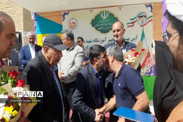 آیین بهسازی و تجهیز آموزشگاه شهید بقراطی منطقه تبادکان