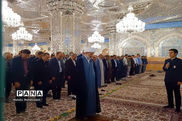 همایش مدیران مدارس مشهد مقدس در حرم مطهر رضوی با محوریت میثاق با امام رضا(ع)