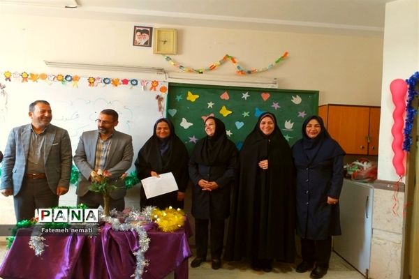 برگزاری جشن شکوفه‌های مدارس ملارد