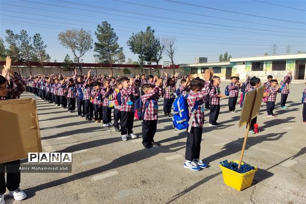 جشن شکوفه‌ها در مدارس کهریزک
