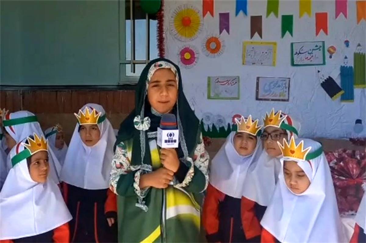 جشن شکوفه‌ها در دبستان حضرت زینب(س) رودهن برگزار شد/فیلم