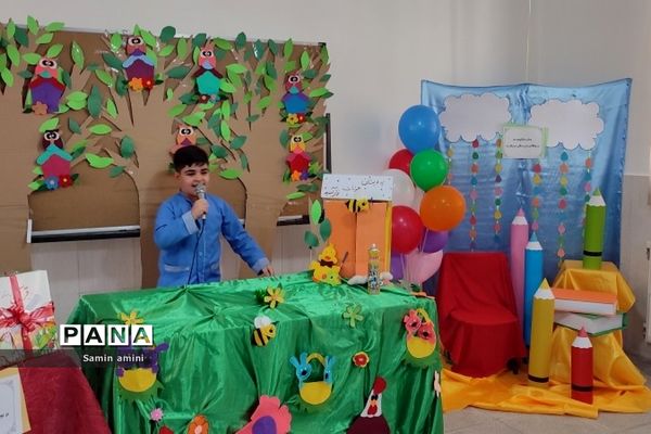 جشن شکوفه‌ها در مدارس رودهن
