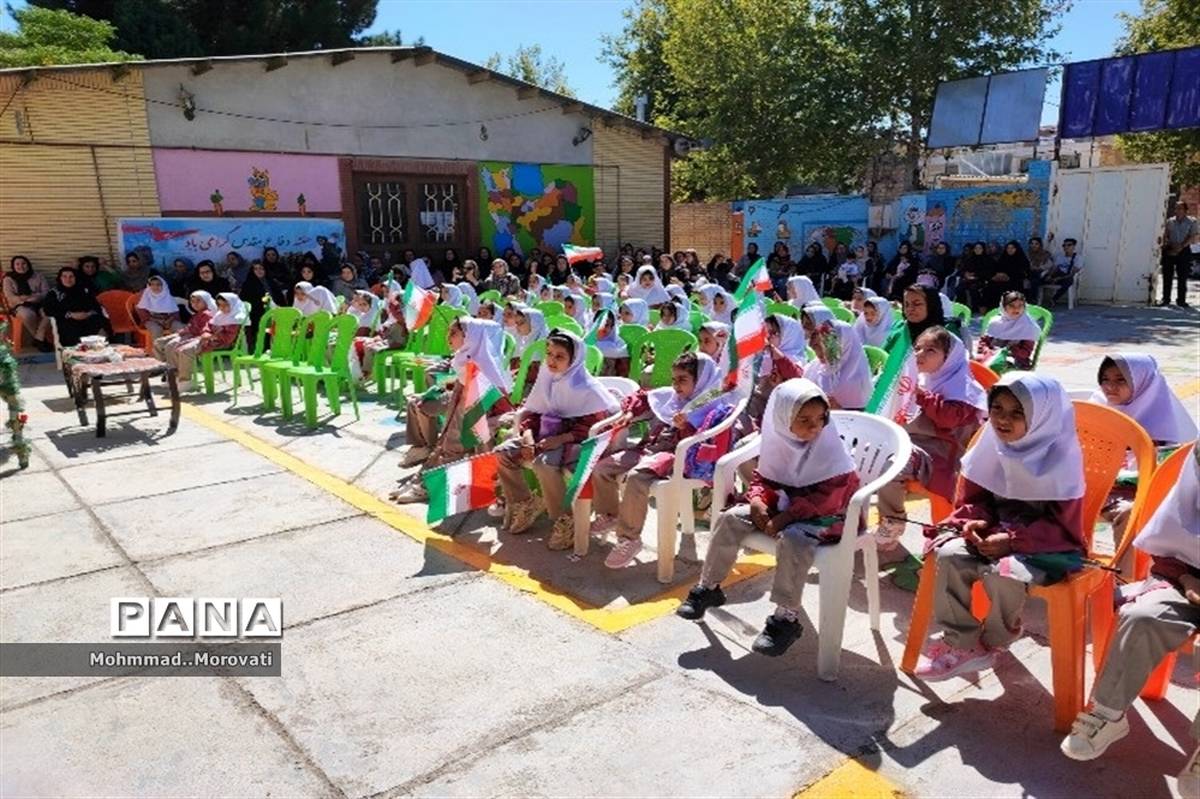 آیین جشن شکوفه‌ها در شهرستان مانه و سملقان