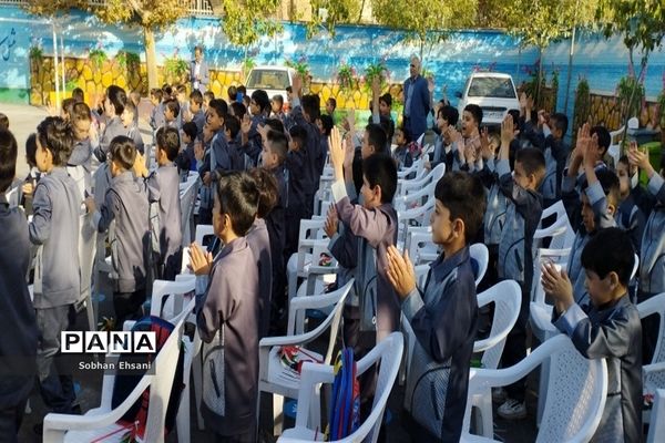 جشن شکوفه‌ها در دبستان امامت ۲