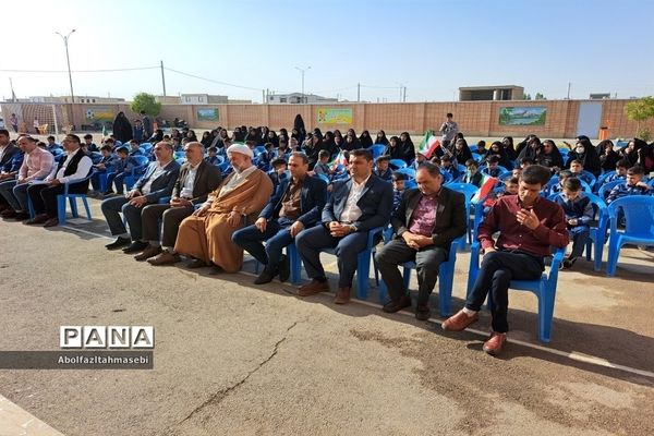 جشن شکوفه‌ها در دبستان برکت شهرستان ورزنه